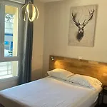In Paris فندق